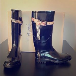Burberry - Kenyon Nova RainBoot (Galoshes)